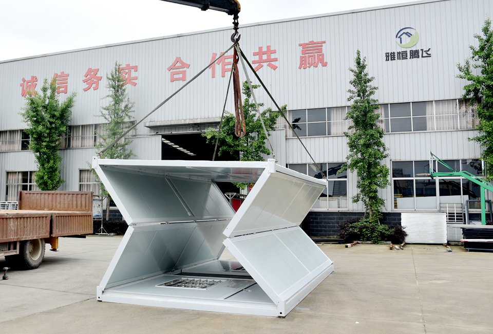 Folding container house installation 