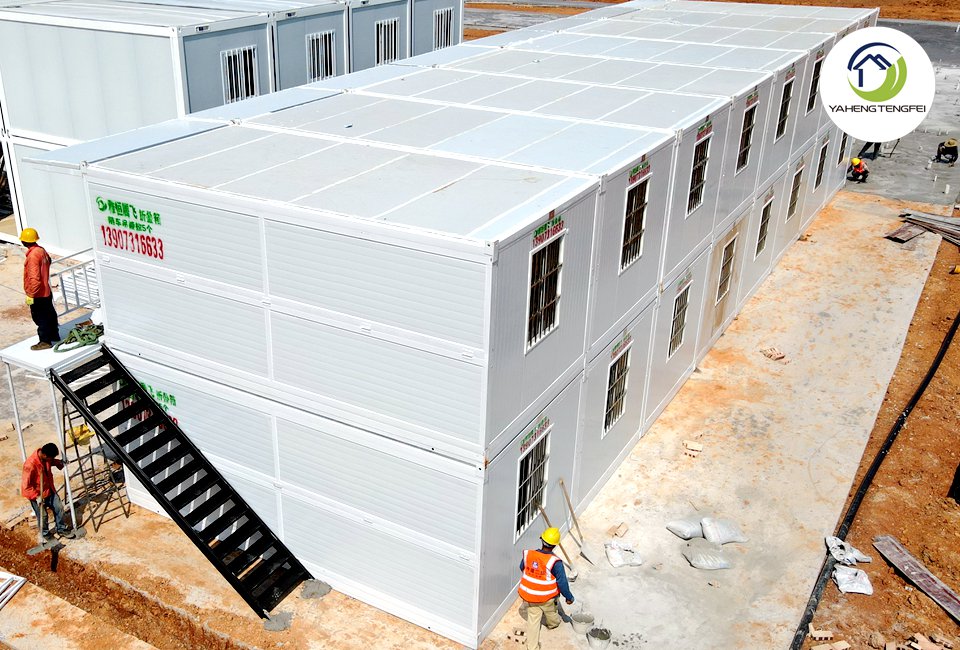 accommodation container