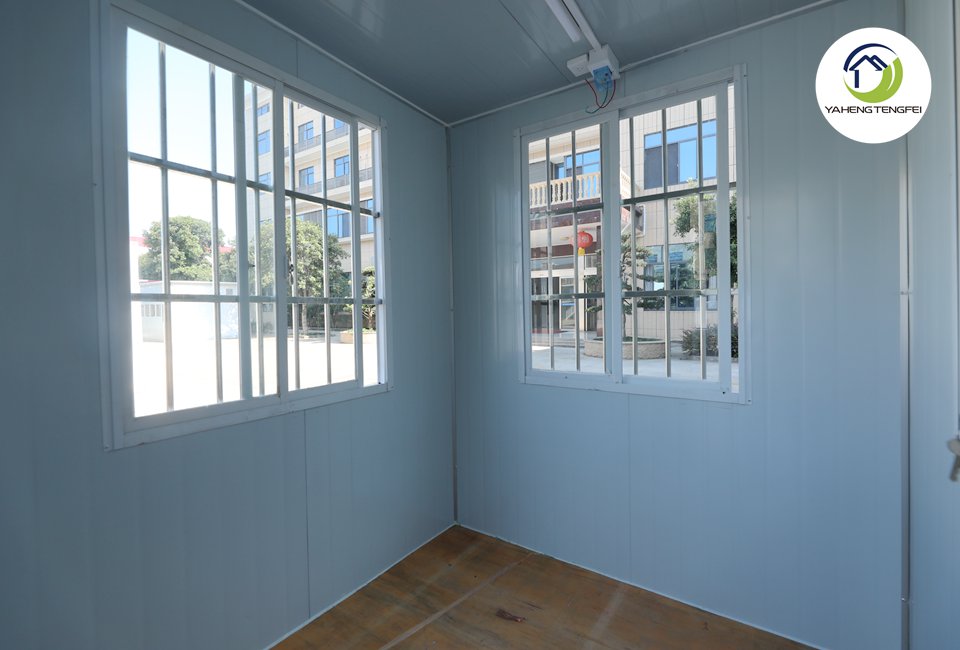 Container kiosk interior