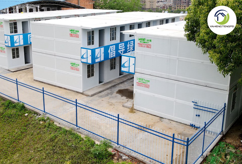 manned container size