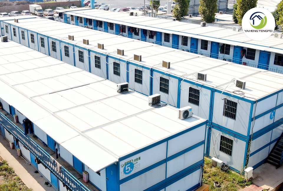 portable living containers