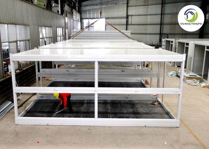 Customised folding container house for export to Saudi Arabia