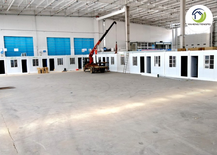 Logistics park indoor connecting folding container office room
