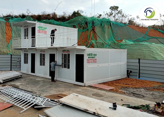 Temporary site accommodation comprising 108 folding prefabricated buildings