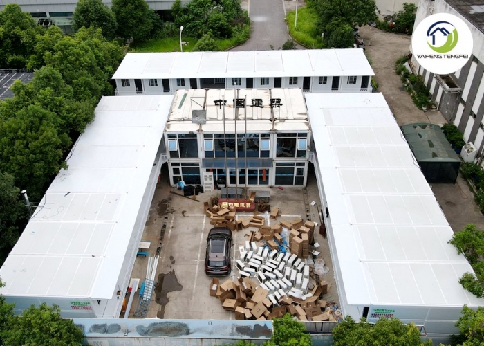 The total investment of the Tongzipo Stereo Space Quality Enhancement Project is about 60,000,000 RMB, and the contractor is China Construction Fifth Engineering Bureau. The number of Yaheng Tengfei folding  houses in the project`s camp temporary houses is 50, totalling 900 square metres.